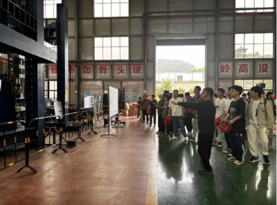 贵州大学土木工程学院师生到我院交通土建实训基地开展生产教学实习